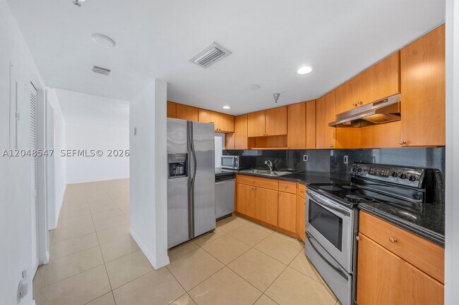 Photo - 2400 SW 3rd Ave Unit 706