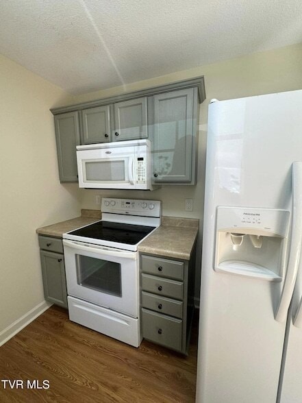 Photo - 617 Hazel St