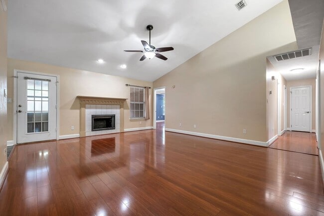Photo - Killearn Estates 4 Bedroom Brick Home