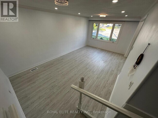 Photo - 195 Penn Ave