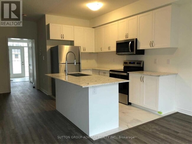 Photo - 12 Bobolink Dr