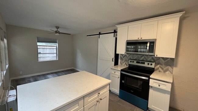 Photo - 1-Bedroom, 1-Bath Detached House – Mills50...