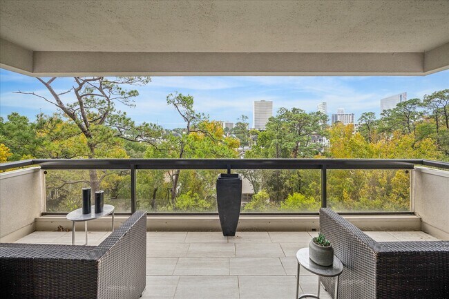 Photo - 49 Briar Hollow Ln Unit 505