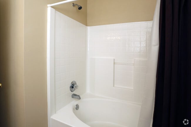 1BR, 1BA Bathroom