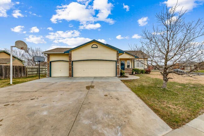 Rent or Rent to Own in Goddard Schools! 4... - Rent or Rent to Own in Goddard Schools!  4... House