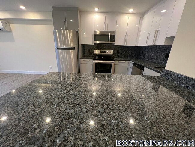 Photo - 1028a Commonwealth Ave Unit 405