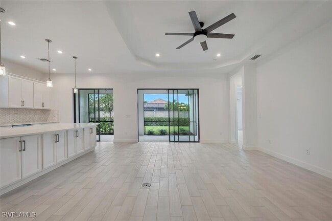 Photo - 8147 Lucello Ter S