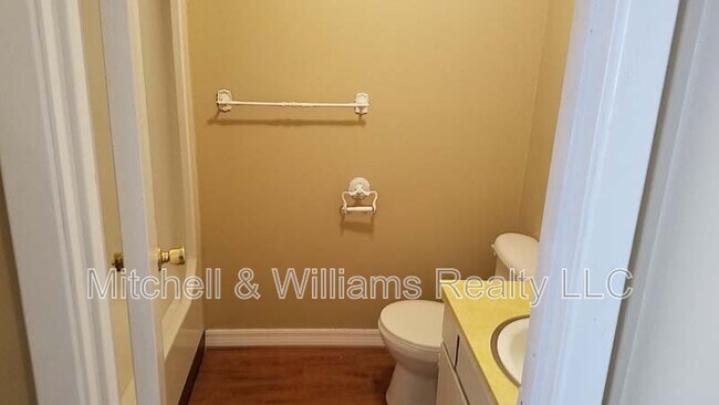 Photo - 1135 Caliente Dr
