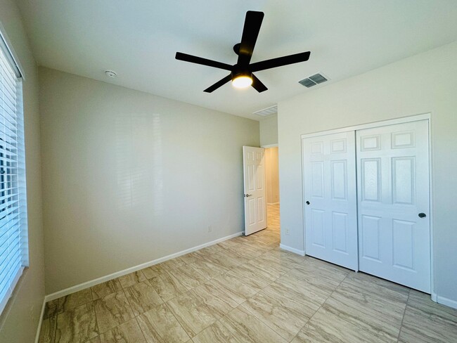 Photo - 2 Bedroom + Den Villa in Quail Creek Community! Must See!