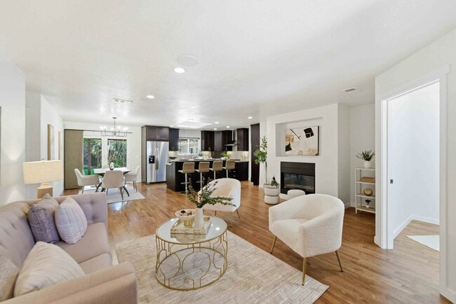 Photo - 313 N Milton Ave