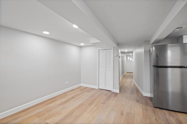 Photo - 3751 N Clifton Ave