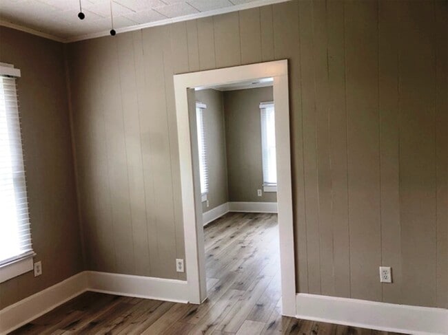 Photo - 3022 School St