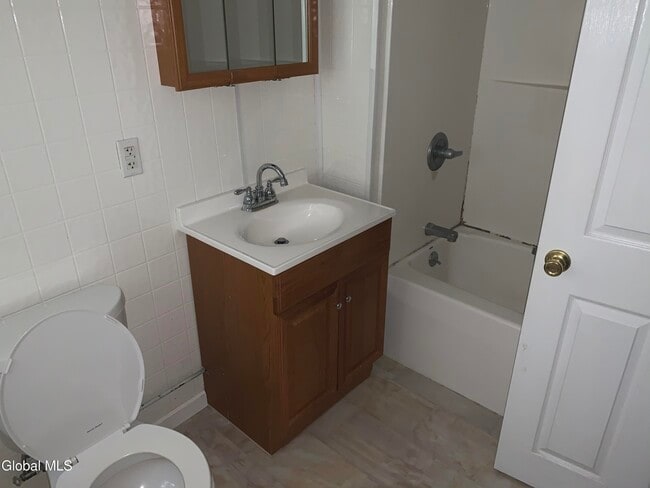 Photo - 9 James St Unit apt 2