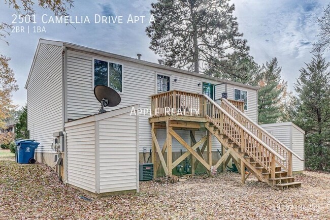 Photo - 2501 Camellia Dr
