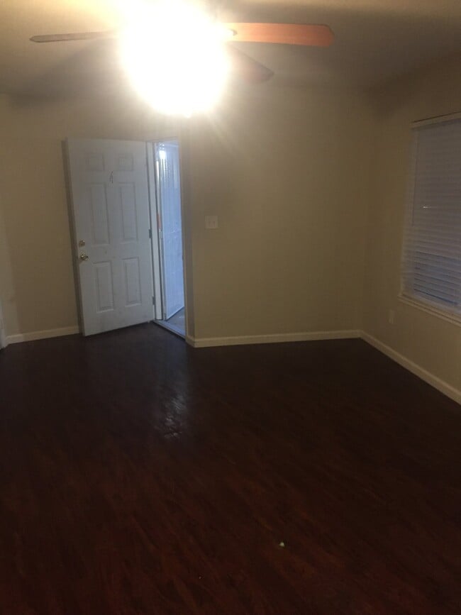 Photo - 2961 Portsmouth Dr Unit 4