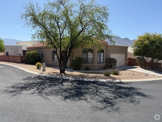 Building Photo - Oro Valley SFH in Gated Community Rental