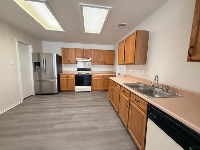 Photo - 9742 Misty Plain Dr