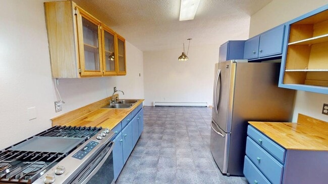 Photo - 2 Bedroom with a yard.