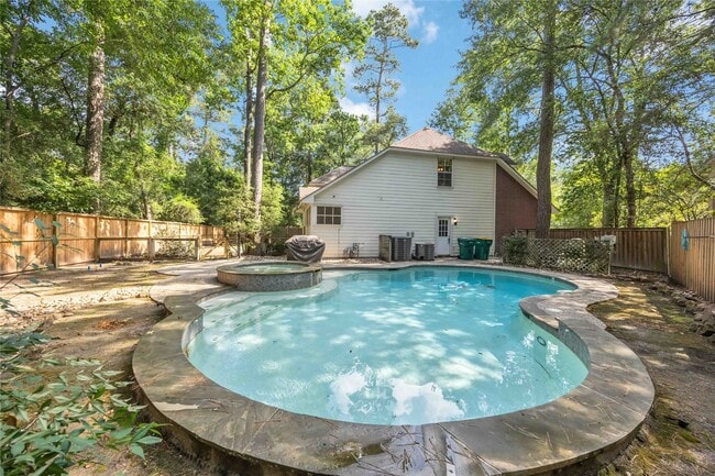 Photo - 11 Alden Glen Ct