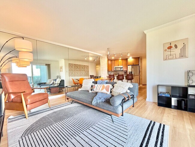 Building Photo - 3101 Peninsula Rd Unit 1