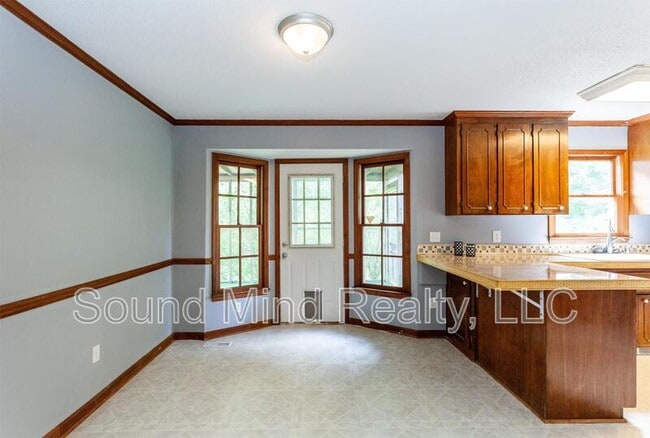 Photo - 1012 Windward Psge