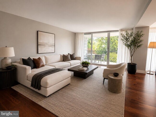3333 University Blvd W Unit 204