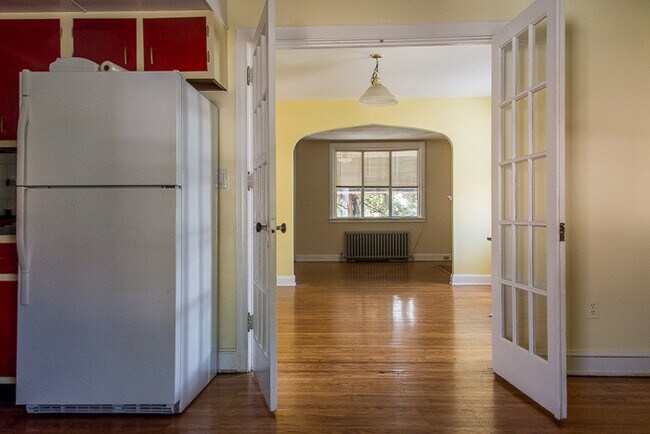 First floor - 401 Elrino St Townhome