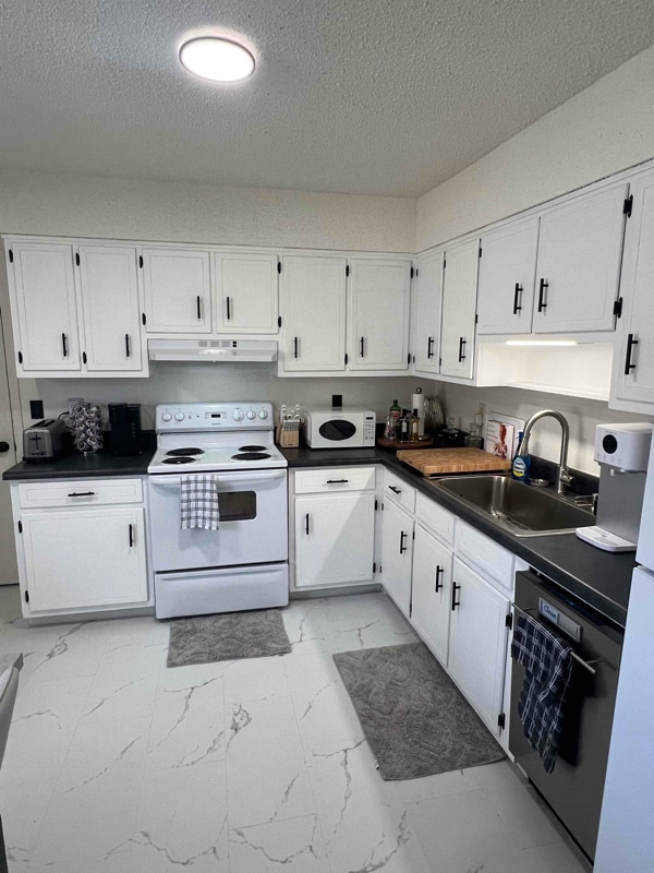 Photo - 830 Calhoun Ave