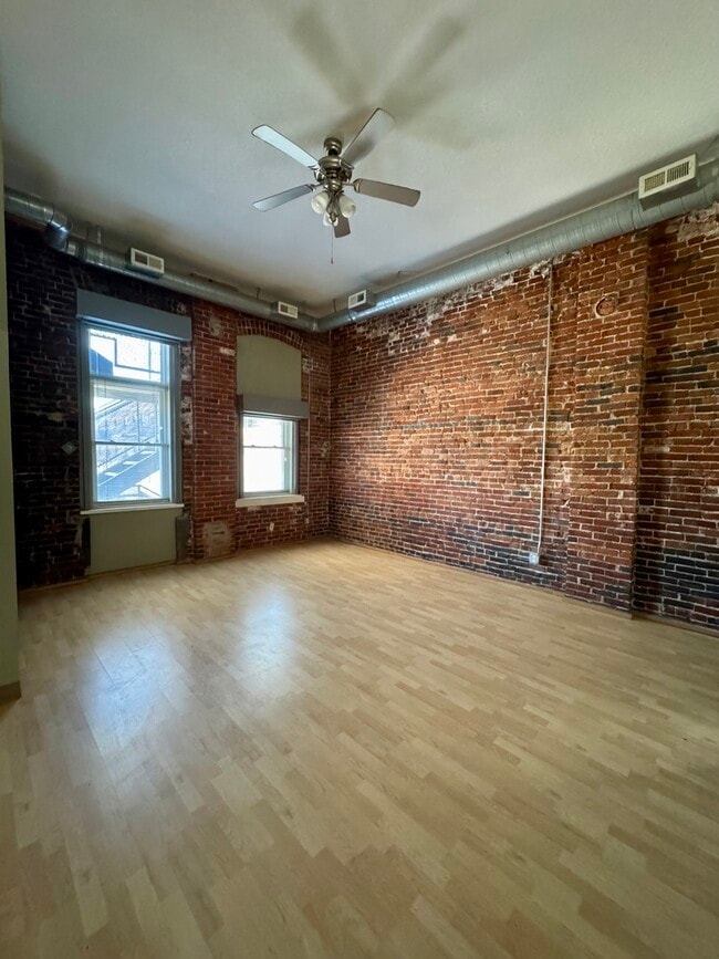 Photo - 1809 2nd Ave