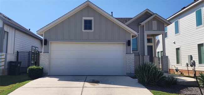 Building Photo - 344 Banyon Dr