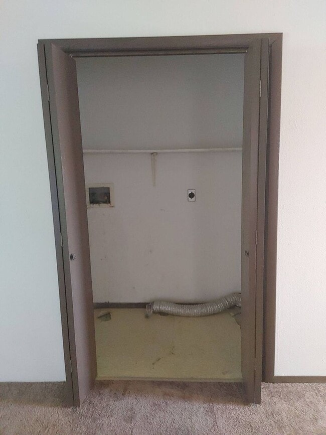 522 Boxwood Dr Unit 4