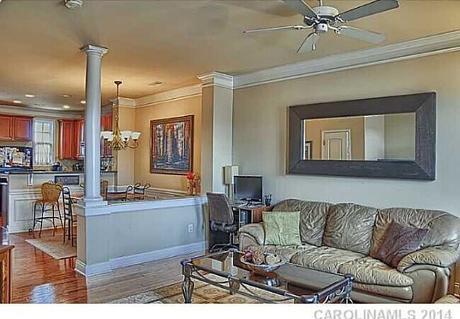 Photo - 960 Gardners Way