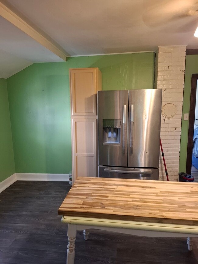 Photo - Unbelievable Updated Farmhouse in Lanexa!
