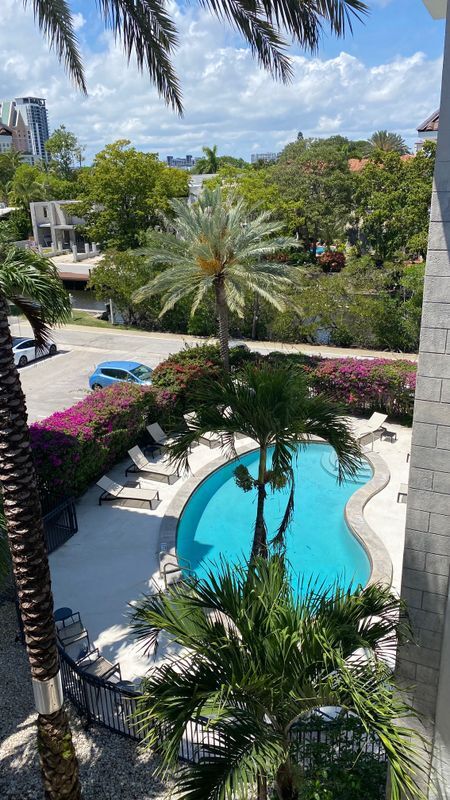 Photo - 924 SE 2nd St Unidad 33