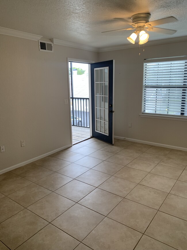 Photo - 805 Boardwalk Dr Unidad Belleza