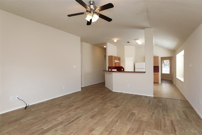 Photo - 13127 Bach Elm St
