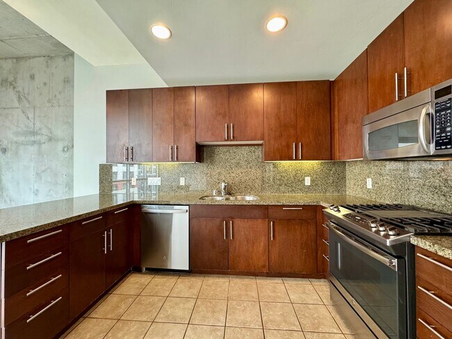 Photo - 1025 Island Ave Condo