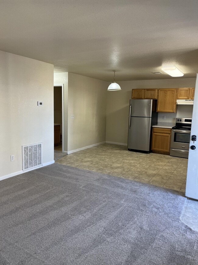 Photo - 206 Country West Rd