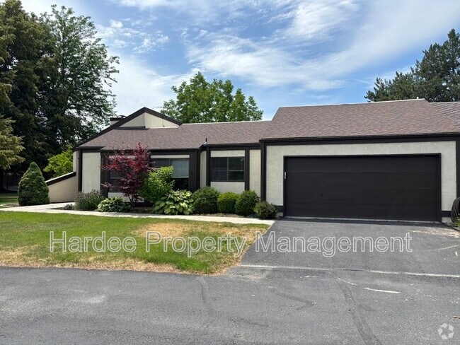 Building Photo - 9903 W Westview Dr Rental