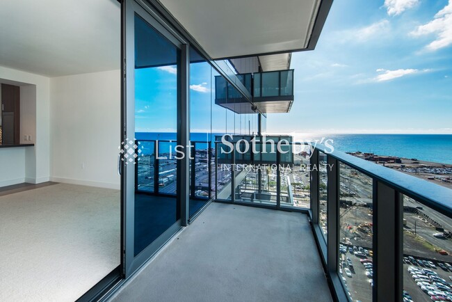 Photo - The Collection #2304 | Honolulu, HI