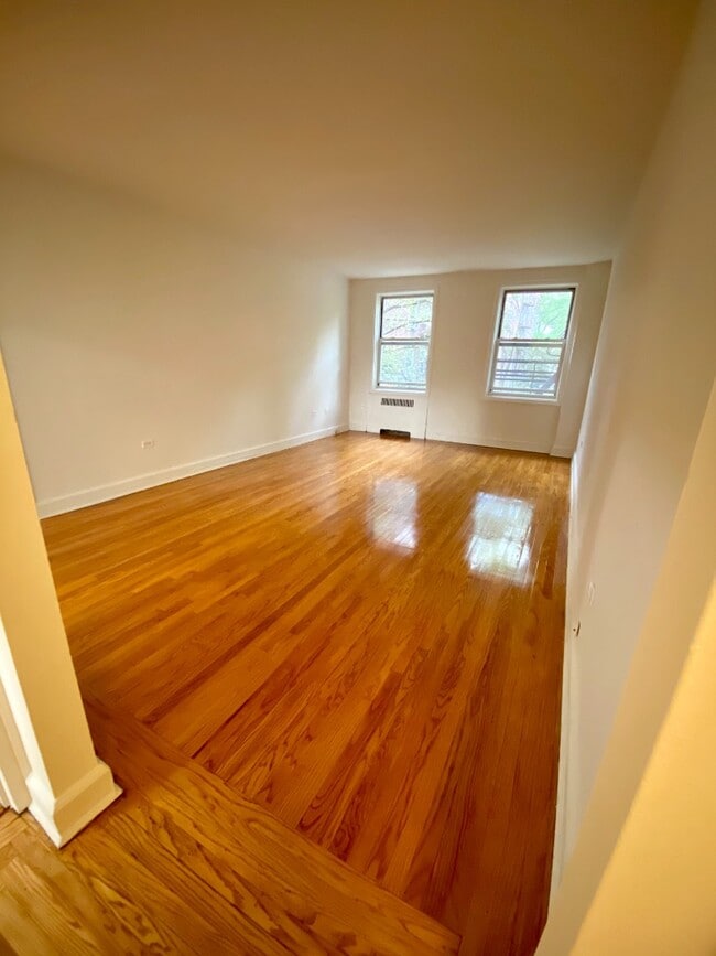 Photo - 1 Larchmont Acres