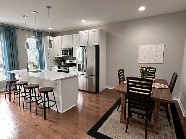 Photo - 3831 Terrace St Townhome