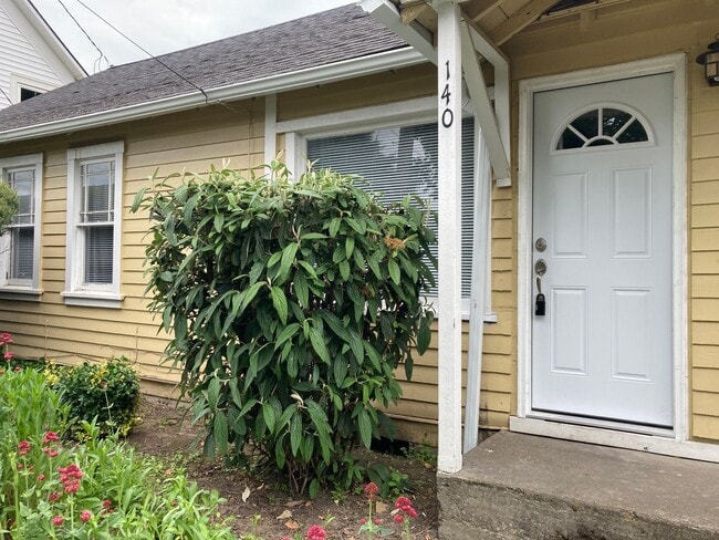 Photo - 140-144 S. Park St. Unit 140