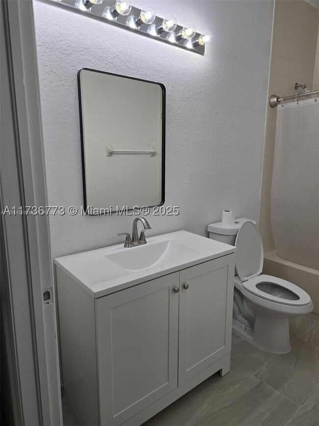 Photo - 1656 SE 29th Ct Unit 102