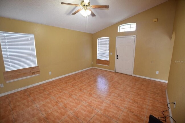 2216 Phonecia Ct