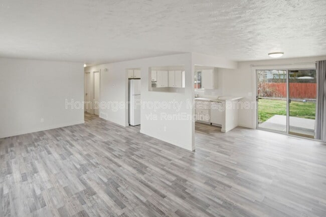 Photo - 9715 N Stevens St