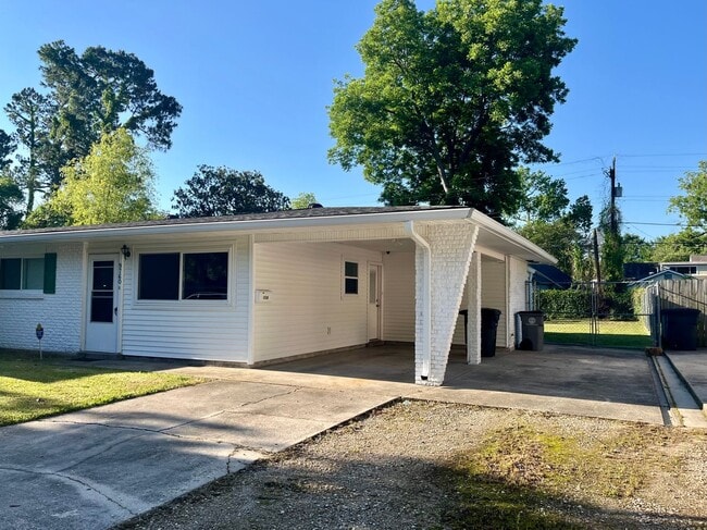 Photo - 3 Bed/2 Bath Broadmoor home with Bonus Room