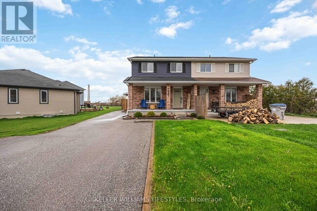 Photo - 581 Scenic Dr