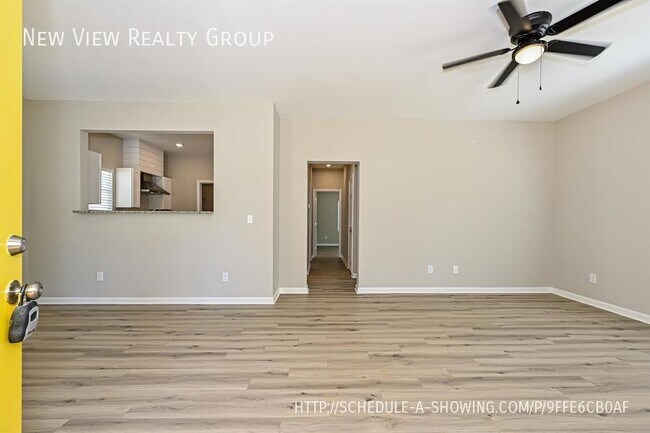 Photo - 1646 W Main St