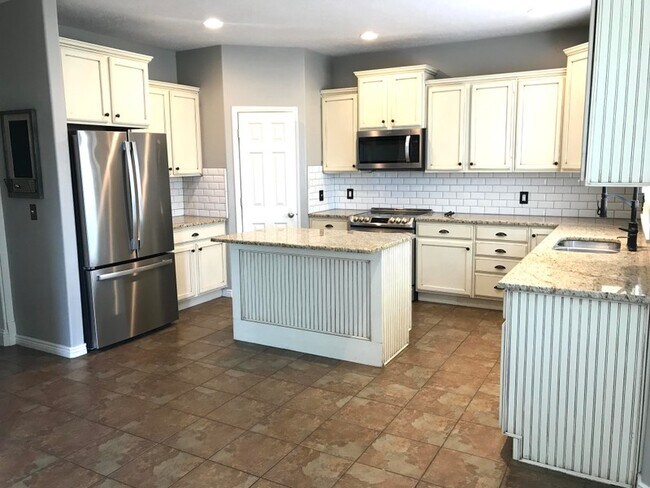 Photo - 12048 N Cyprus Dr